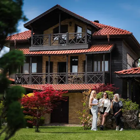 Villa Ploski Casa de hóspedes *